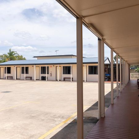 Moura Motel Exterior photo